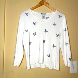 Tennis embriodered White V-Neck Top